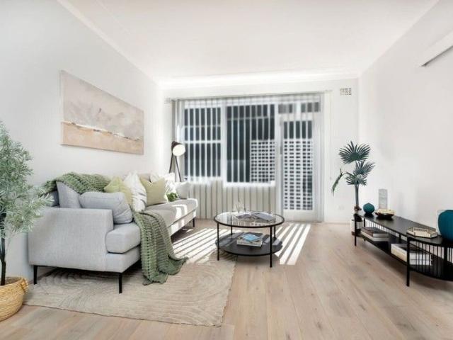 Apartment for sale in Rose Bay, Tasmania