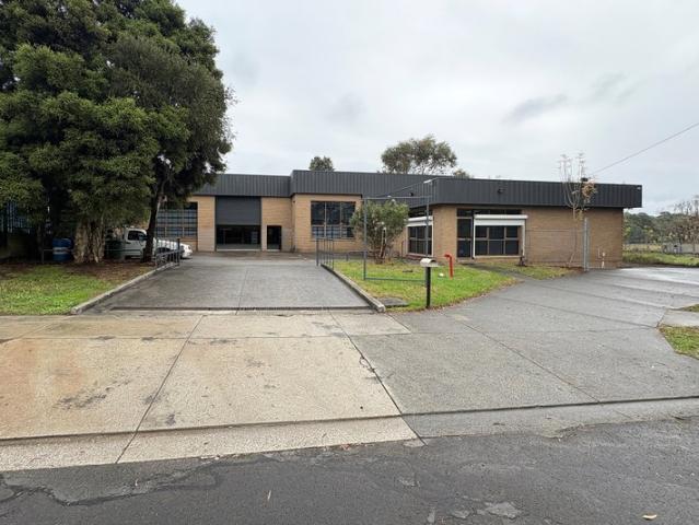 Warehouse for rent in Camerons Creek, Victoria