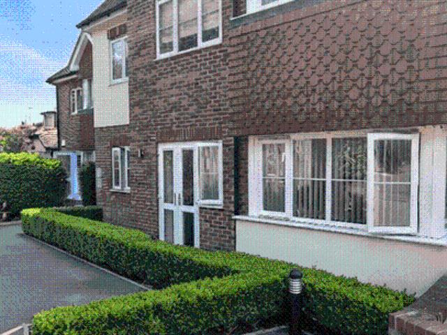 Apartment for rent in Red Hill, Surrey