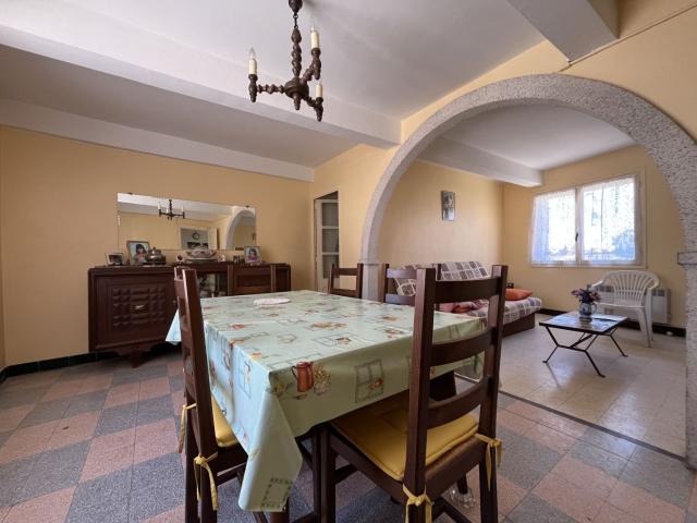 Maison vente à Narbonne, Ouveillan