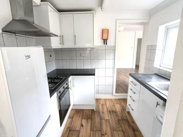 Apartment for rent in London Borough of Croydon, Selhurst