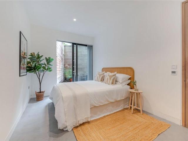 Apartment for rent in Primrose Hill, Greater London