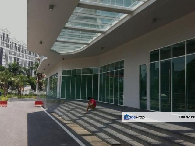 Shop for sale in Petaling, Damansara Damai