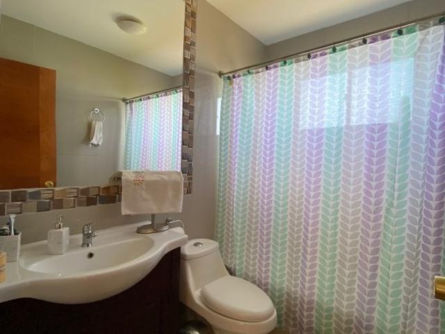 Ovalle, dinna de villalobos