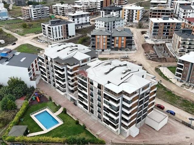 Adalet, Mustafakemalpaşa içerisinde satılık mülk