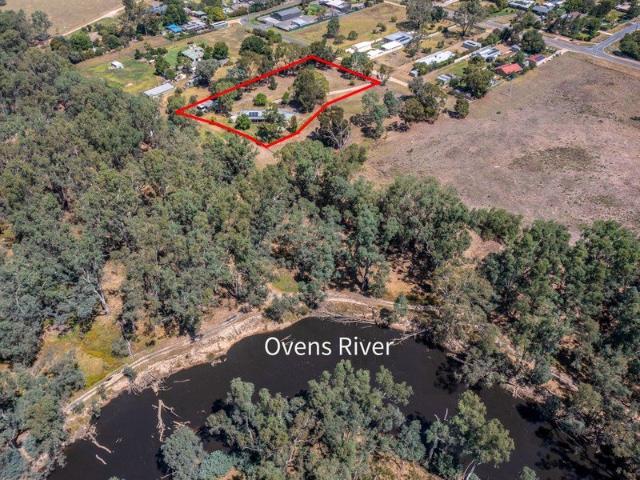 House for sale in Peechelba, Victoria