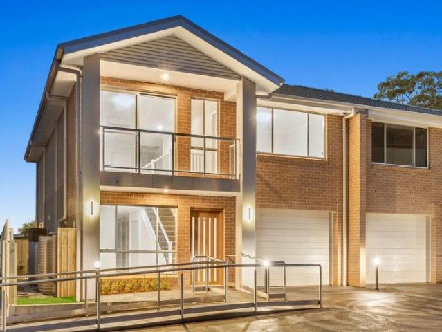 Townhouse for rent in Sydney, New South Wales