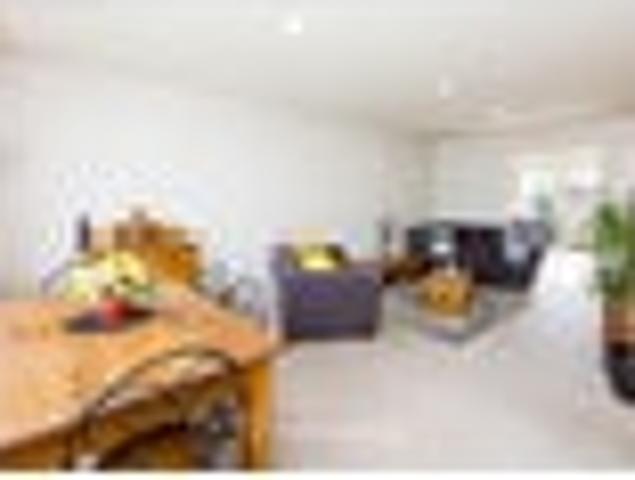 Townhouse for sale in Pauatahanui, Wellington