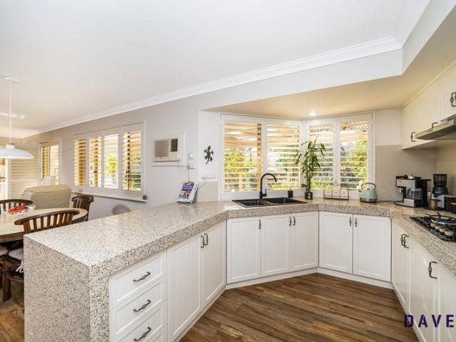 Villa for sale in Marmion, Western Australia