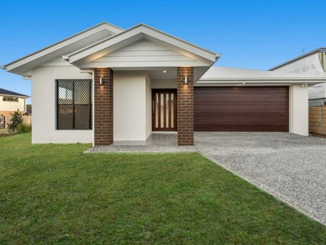Cottage for sale in Toombul, Queensland