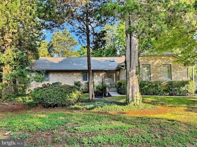 House for sale in Issue