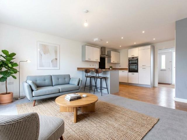 Townhouse for rent in Charlton Hayes, Patchway