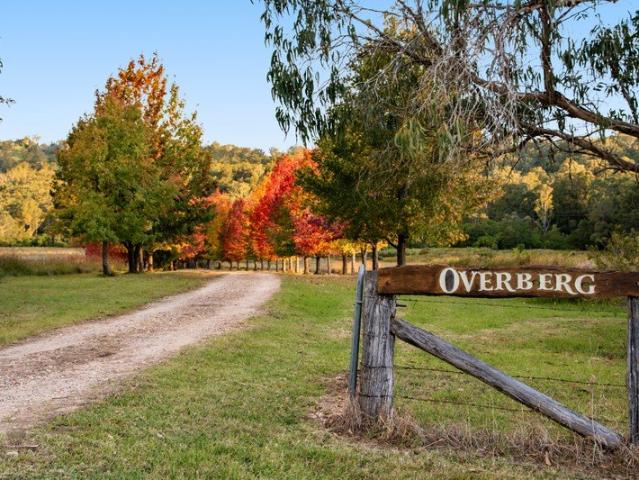 Cottage for sale in Ravensbourne, Queensland