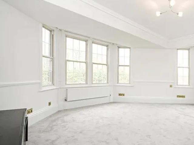 Apartment for rent in St. John's Wood, Greater London