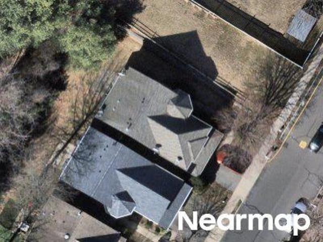 House for sale in Parlin House for sale in Parlin