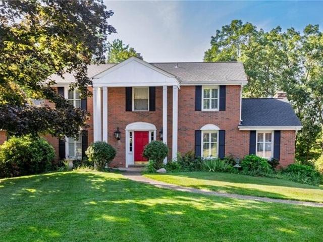House for sale in Allison Park