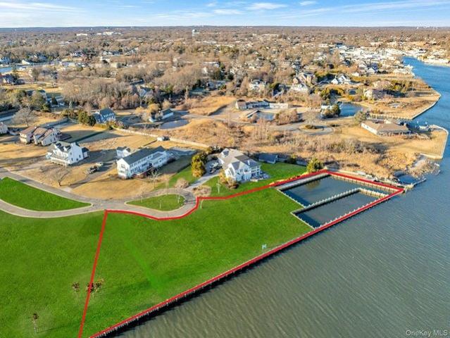 Land for sale in Bohemia, New York