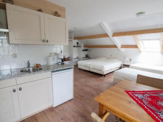 Appartement te huur in Monnickendam, Waterland