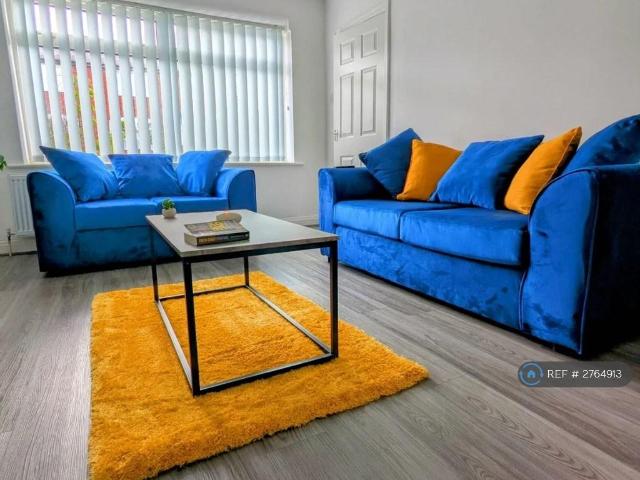 House for rent in Swinton Park, Salford