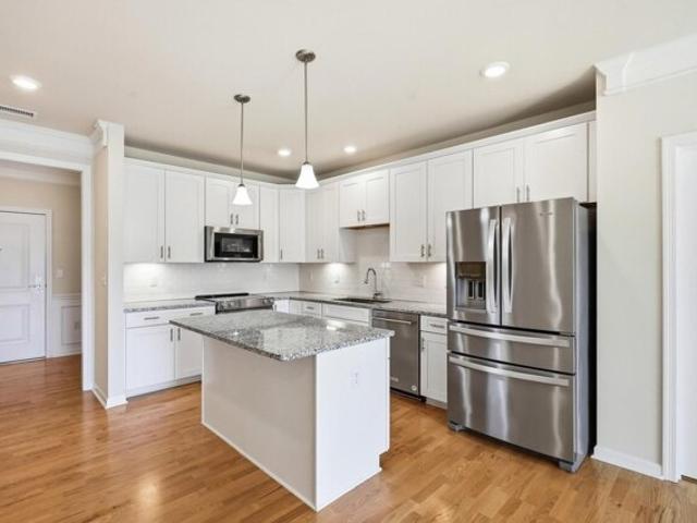 Condo for sale in Andover, Essex County