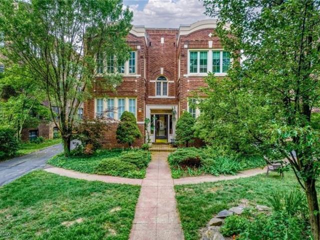 Condo for sale in Cleveland, Ohio