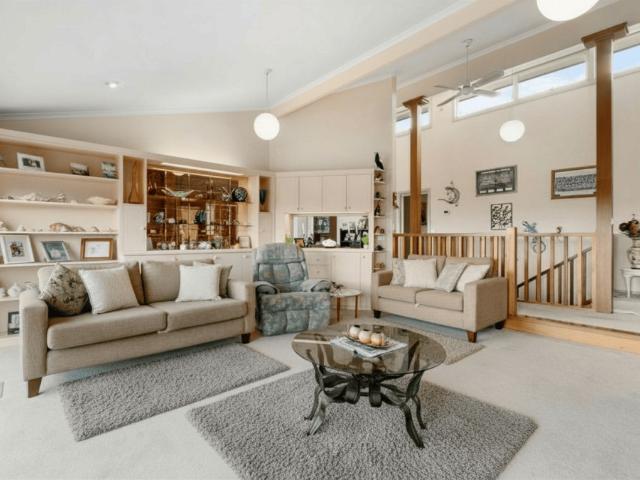 House for sale in Lakes Entrance, Victoria