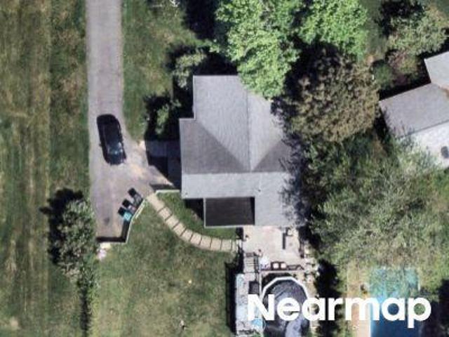 House for sale in Latham