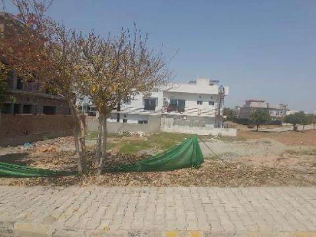 Land for sale in Islamabad