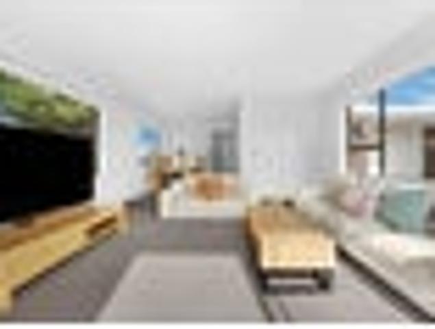 House for sale in Eastern Beach, Howick
