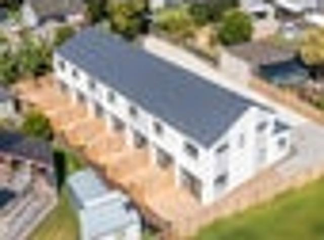 Townhouse for sale in Manurewa
