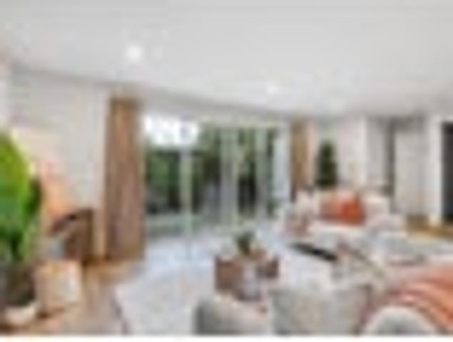 Townhouse for sale in Heathcote, Canterbury