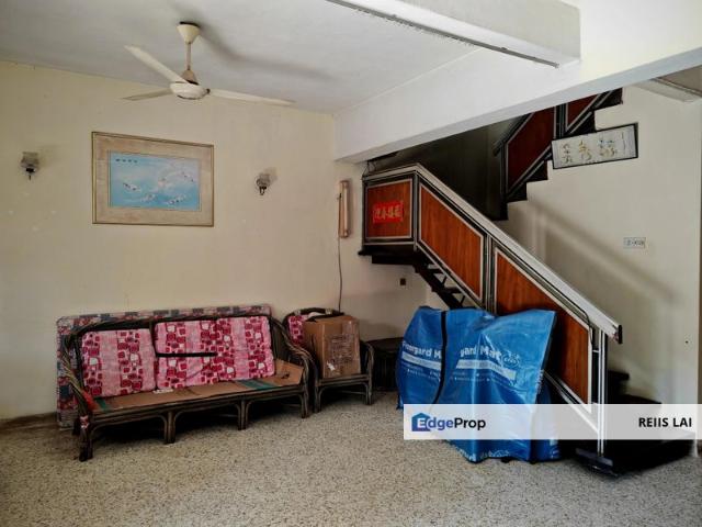 House for sale in Country Heights Damansara, Kuala Lumpur