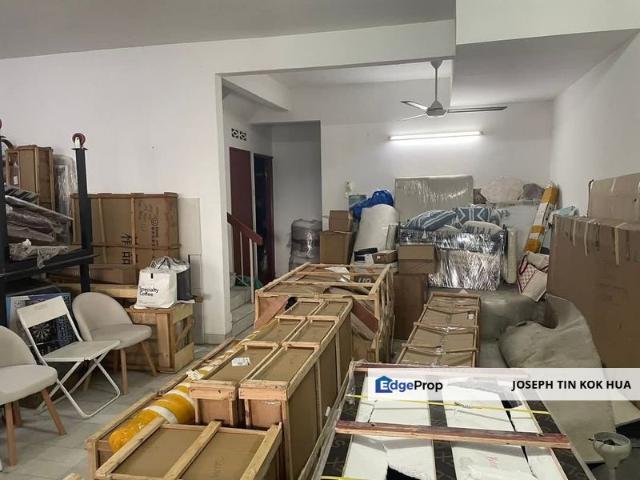 House for sale in Country Heights Damansara, Kuala Lumpur