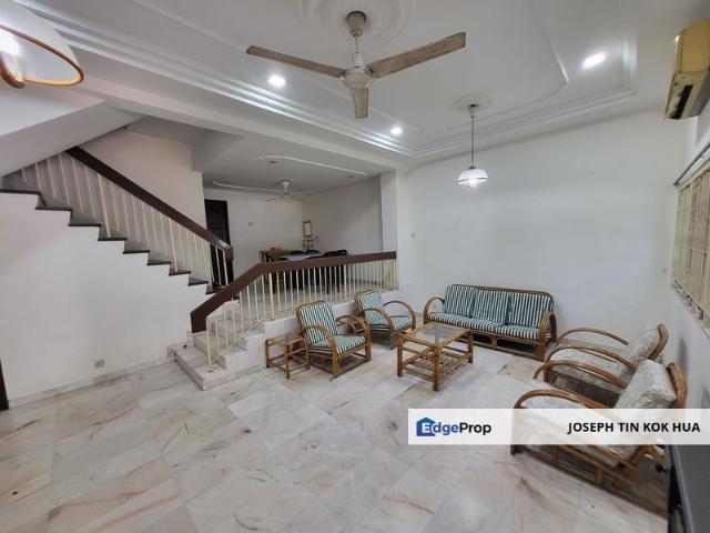 House for sale in Country Heights Damansara, Kuala Lumpur