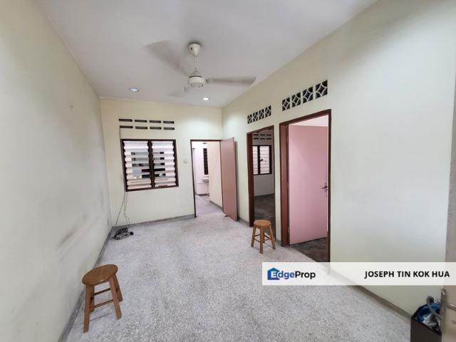 House for sale in Country Heights Damansara, Kuala Lumpur