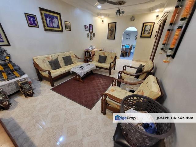 House for sale in Country Heights Damansara, Kuala Lumpur