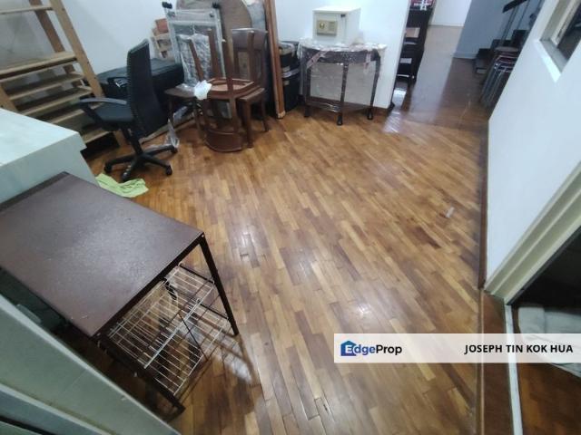 House for sale in Country Heights Damansara, Kuala Lumpur