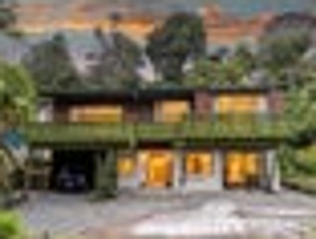 House for sale in South Titirangi, Waitākere Ranges