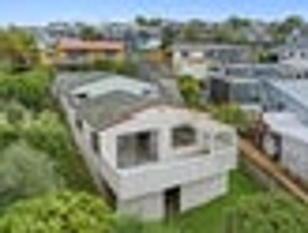 House for sale in Whangaparaoa