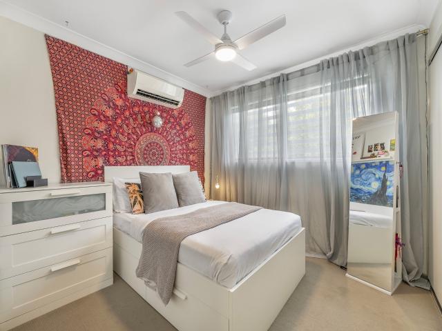 Townhouse for sale in Kings Creek, Queensland