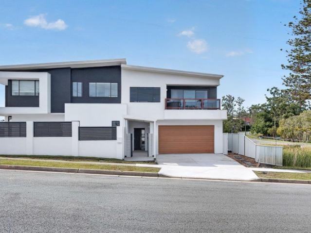 Duplex for sale in Fernbrook, Queensland
