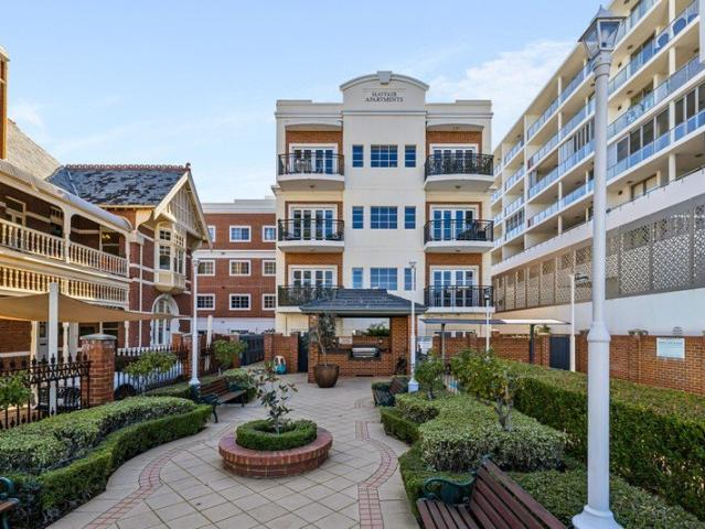 Apartment for sale in Cockburn, Western Australia