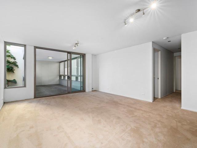 Apartment for rent in City Quarter, Sydney