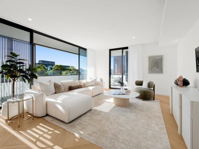 Apartment for sale in Lower North Shore, Sydney