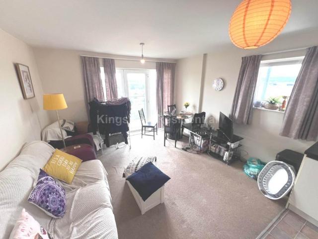 Apartment for rent in Falcon Lodge, Wales