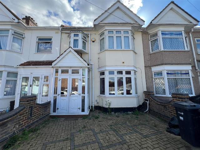 Studio for rent in Chadwell Heath, Greater London