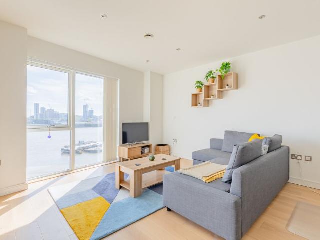 Apartment for rent in Blackwall, Greater London