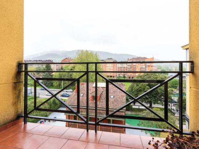 Apartamento en alquiler en La Carisa, Oviedo