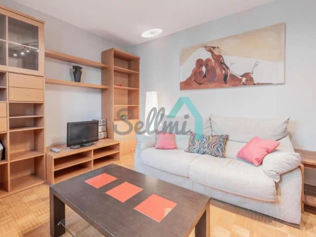 Apartamento en alquiler en Los Solises, Oviedo