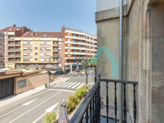 Apartamento en alquiler en Centro, Oviedo